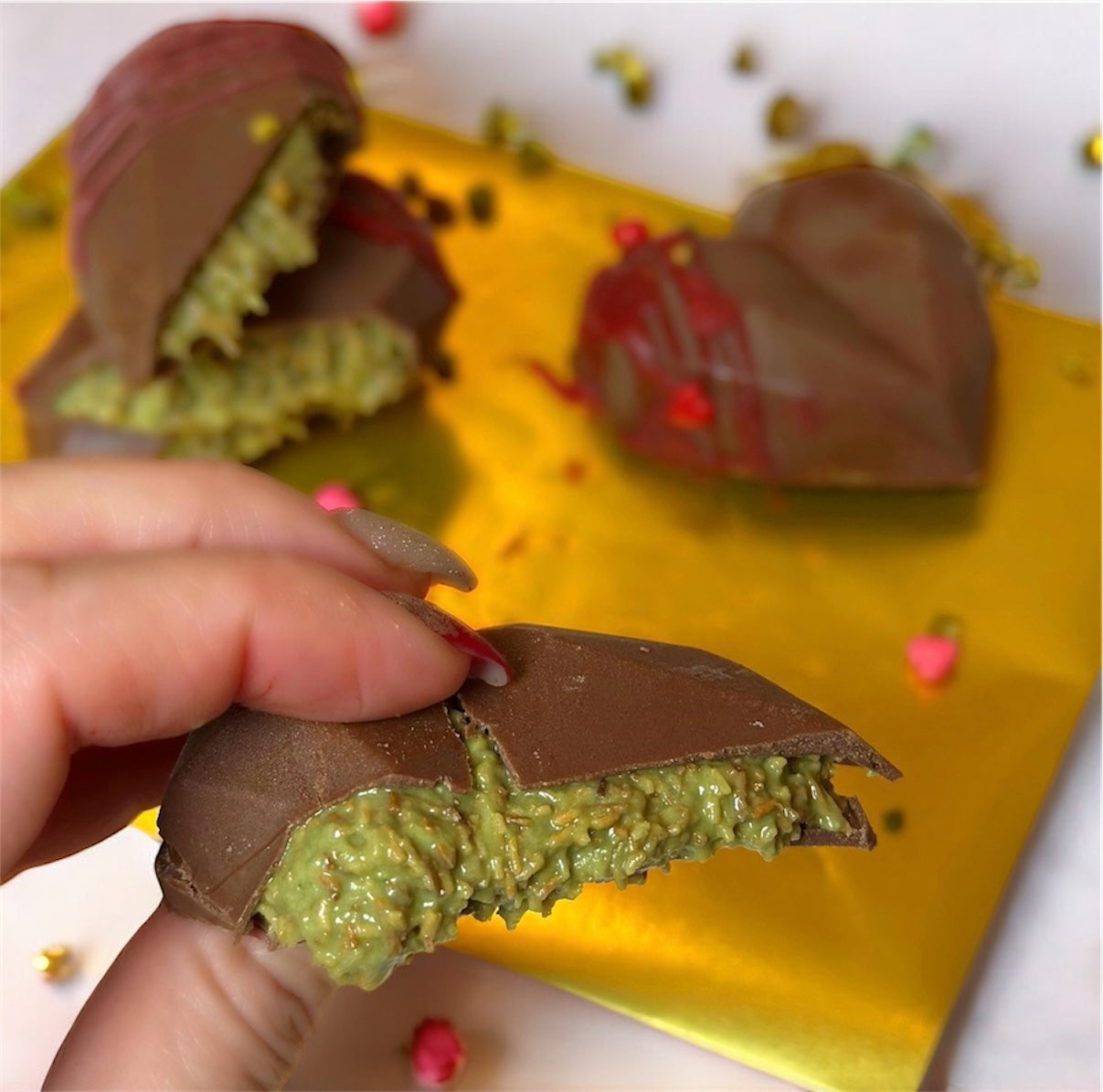 Heart Dubai Chocolate Bar - Limited edition