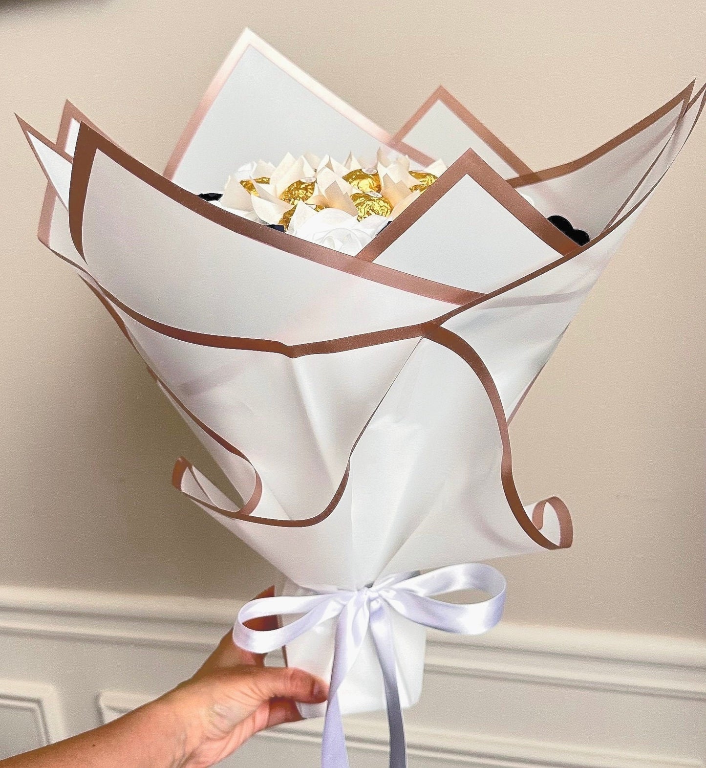 Bouquet with Ferrero Rocher Chocolotes and Roses | Gift for Mother, Birthday gift or Any occasions. Thank you bouquet, Get well Bouquet